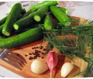 Маринованные огурцы — рецепт на зиму хрустящие